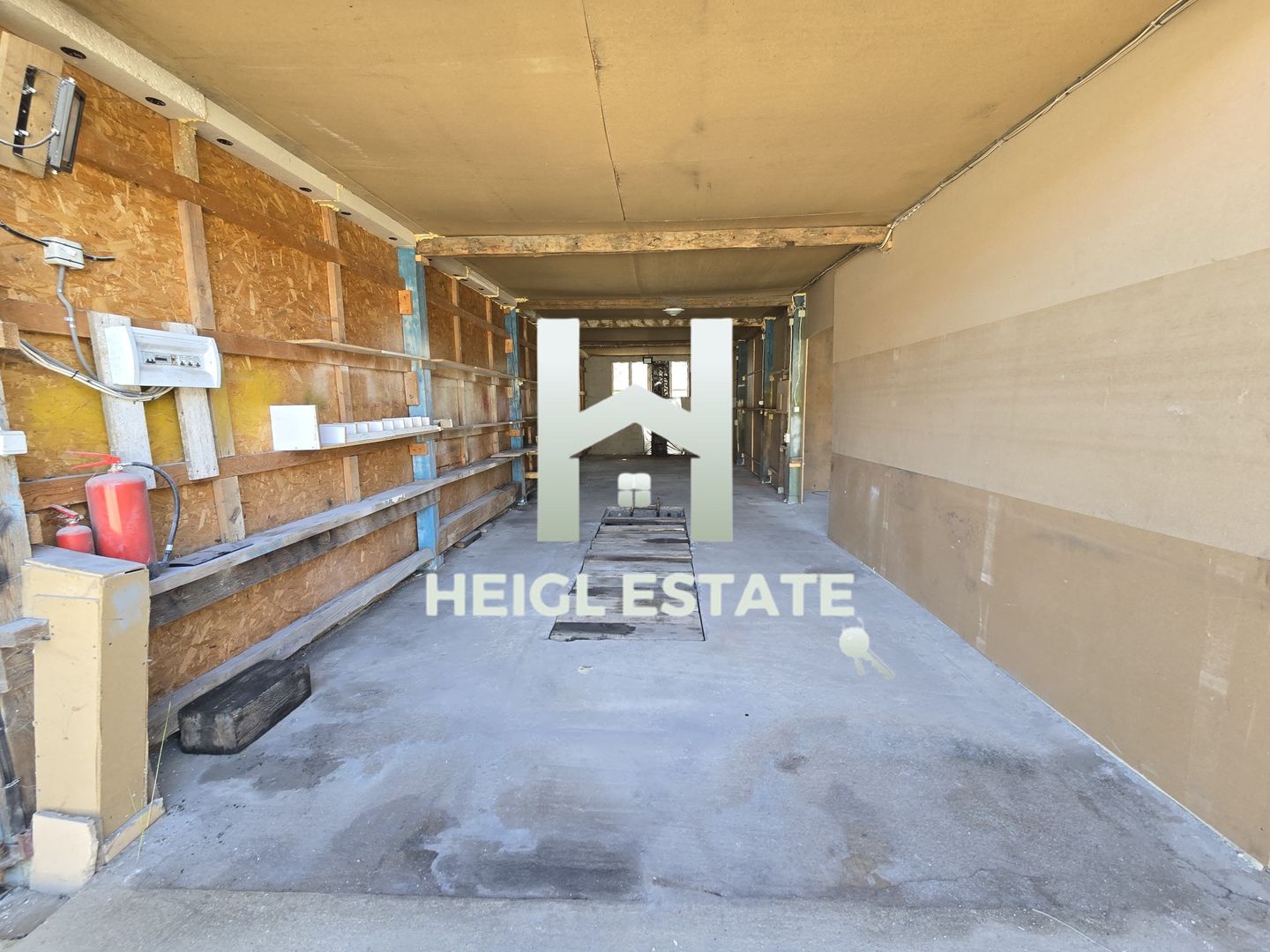 Spatiu Hala Fraidorf pretabil depozitare,vopsitorie, colantari,service - Poză 6