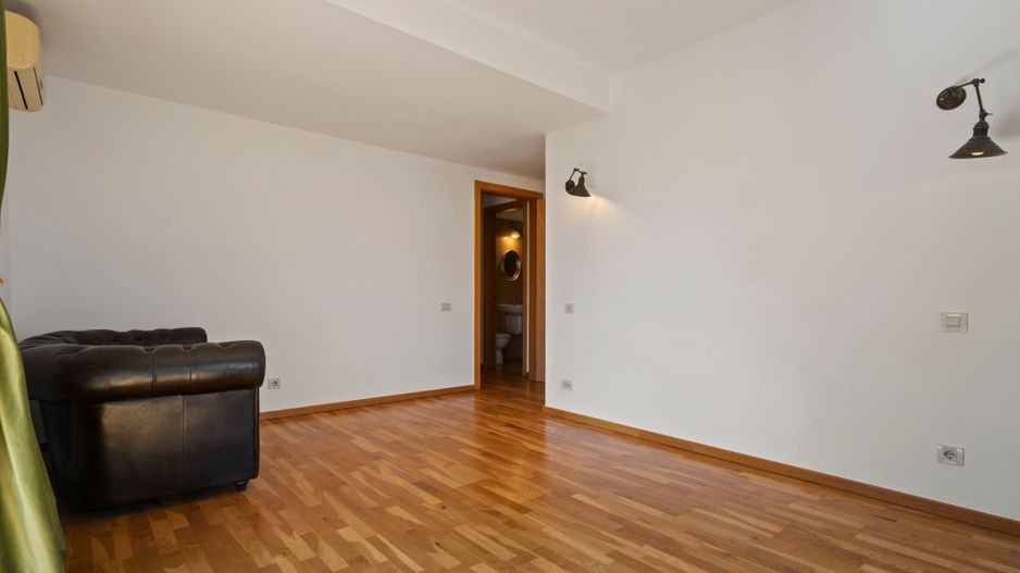 Apartament Otopeni CENTRAL 3 camere, 102m2,  Luminos si Primitor - Poză 6