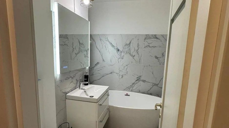 Apartament 2 camere – Centrală proprie – 3 minute Metrou Păcii - Poză 2