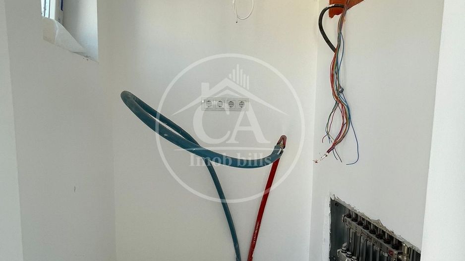 Casă de vânzare tip duplex cu 4 camere în Nojorid, Oradea. - Poză 17