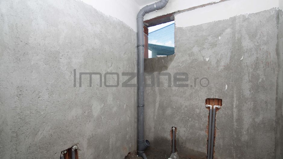 The Building - Barsanesti - Poză 47