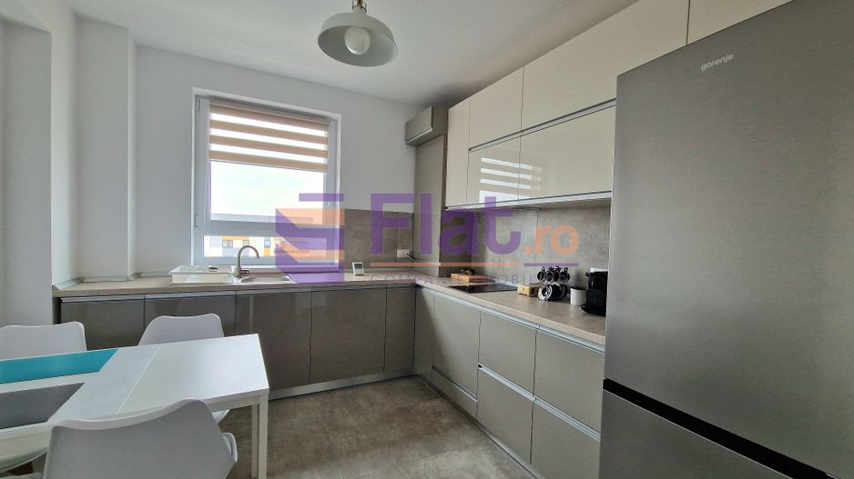 3 Camere Prima Inchiriere Zona Coresi - Poză 16