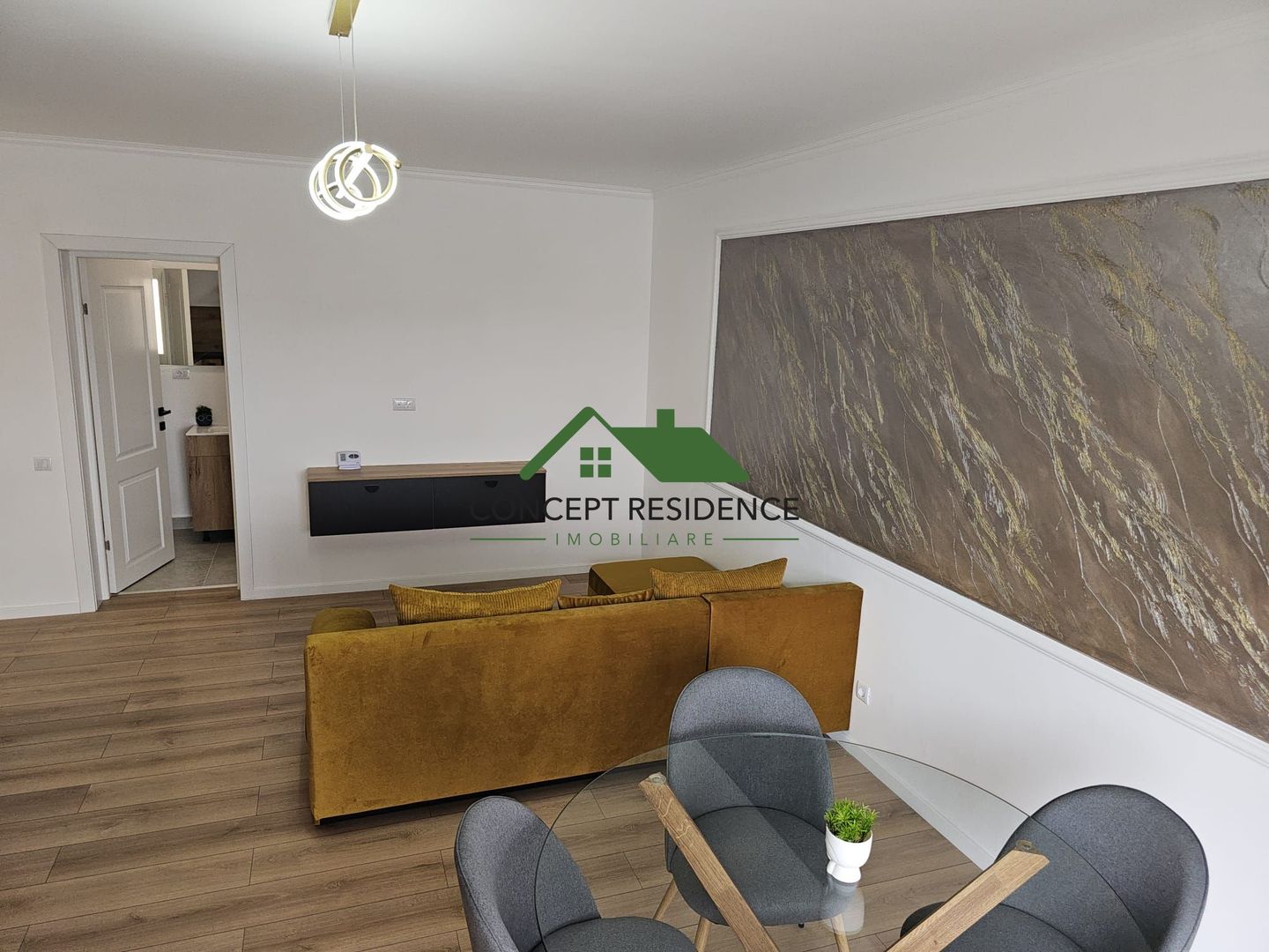 Vand apartament 2 camere modern,bloc nou, centru vechi-Atletilor - Poză 2