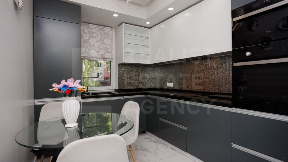 Vânzare, apartament, 3 camere, Bulevardul Dacia, Botanica - Poză 2
