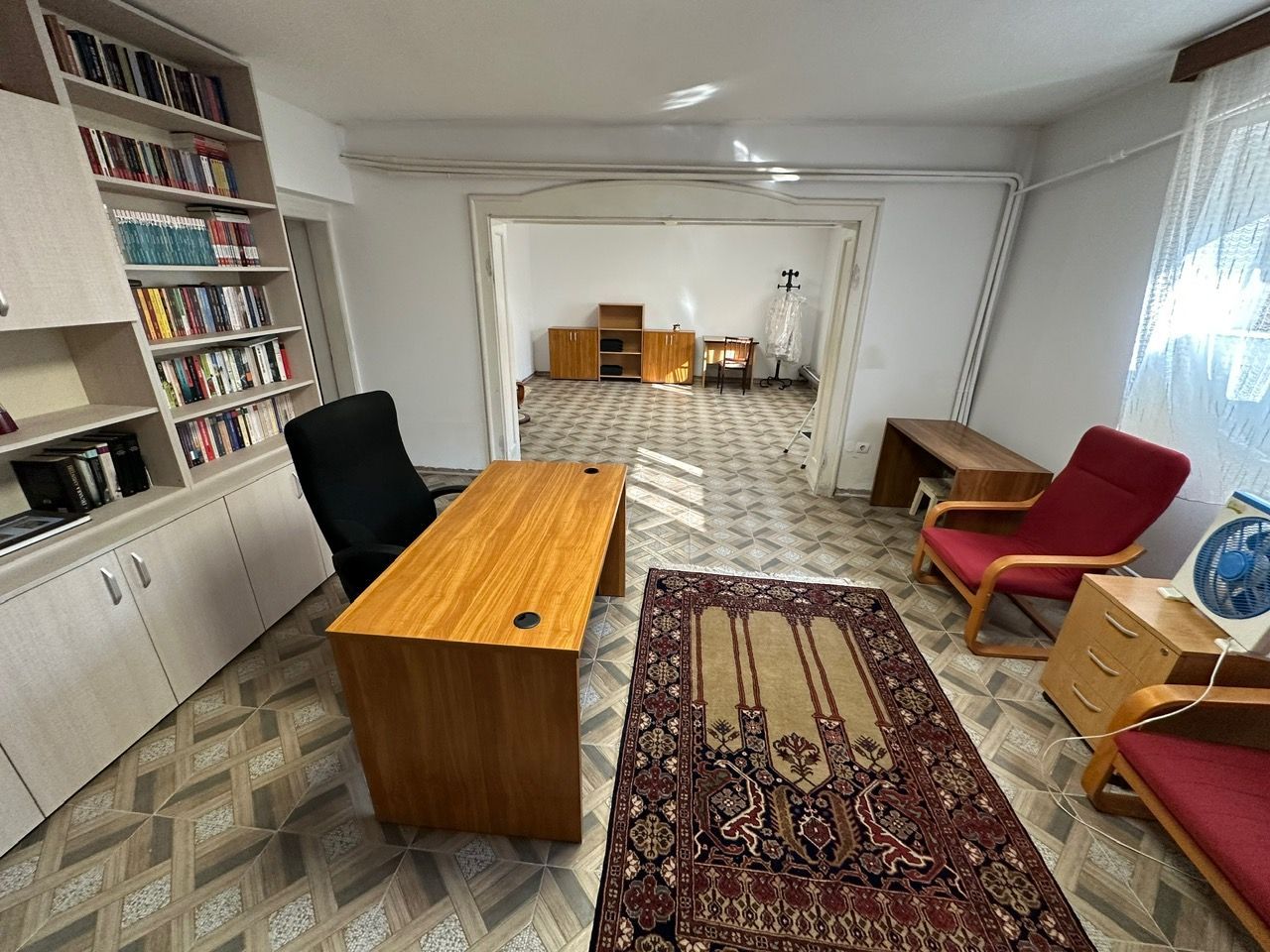 Casa in zona CENTRALA -  Take Ionescu - Poză 3