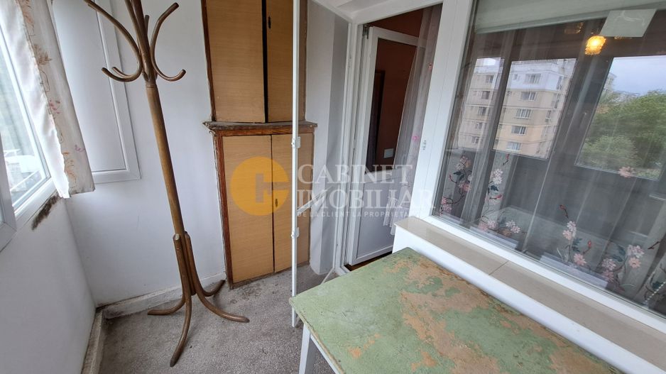 100 mp Ultra-Central: Apartament 4 Camere pe Bd. Independenței (Fără Risc) - Poză 10