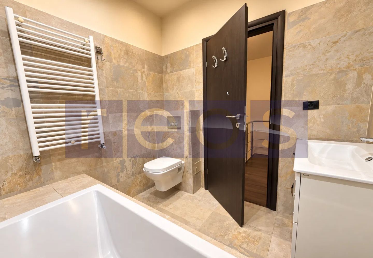 CASA INDIVIDUALA DE VANZARE – CARTIERUL LATIN | 117 MP | TEREN 200 MP - Poză 8