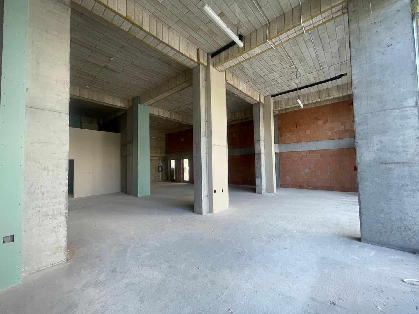 Spatiu comercial de inchiriat - Fabrica De Glucoza - Poză 1