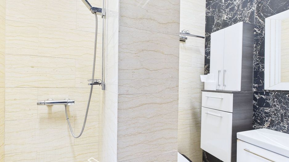 Casa care inspiră – Liniște, spațiu și design premium, in Dumbrăvița - Poză 25