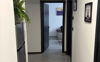 Apartament 2 camere | Etaj 1 | Decomandat | Cedonia | Balcon închis - Poză 9