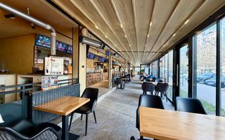 Spatiu Comercial  *731mp* / VAD stradal 31m / 19 locuri de parcare // Unirii - Poză 15