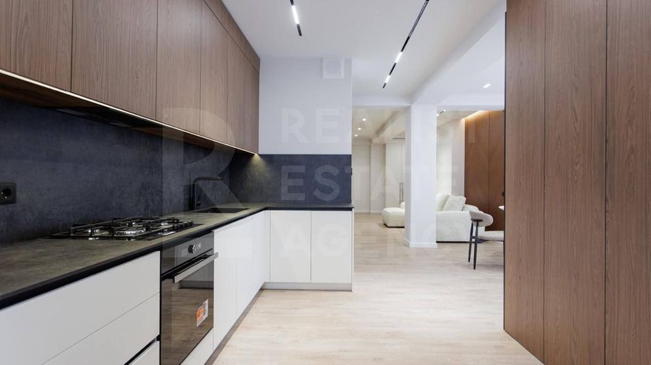 Vânzare, penthouse, 3 camere, str. Cărtușa, Durlești - Poză 11