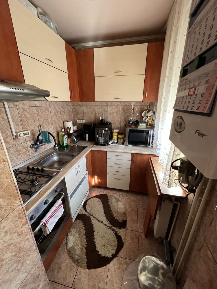 Apartament cu doua camere zona micro 14 - Poză 5