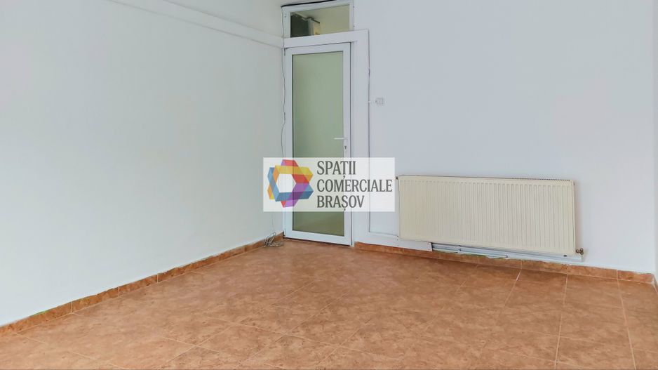 Spatiu comercial de închiriat - 30 mp # spatii-comerciale-brasov.ro - Poză 1