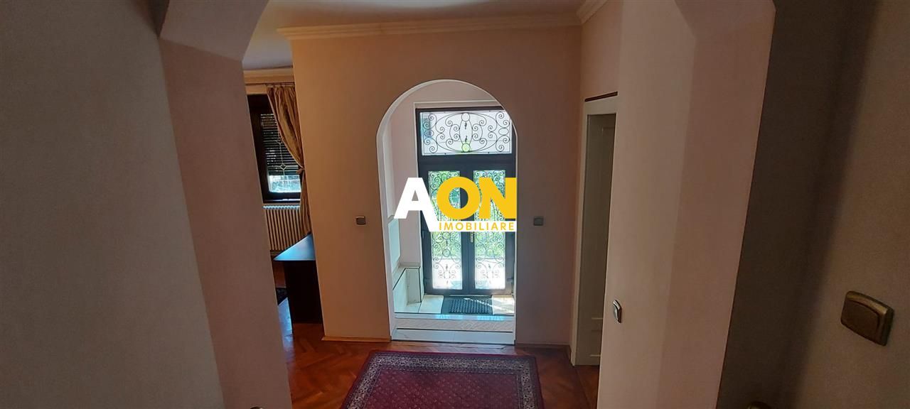 1/2 duplex  5 camere 232 mp teren cu garaj si curte ultracentral - Poză 9