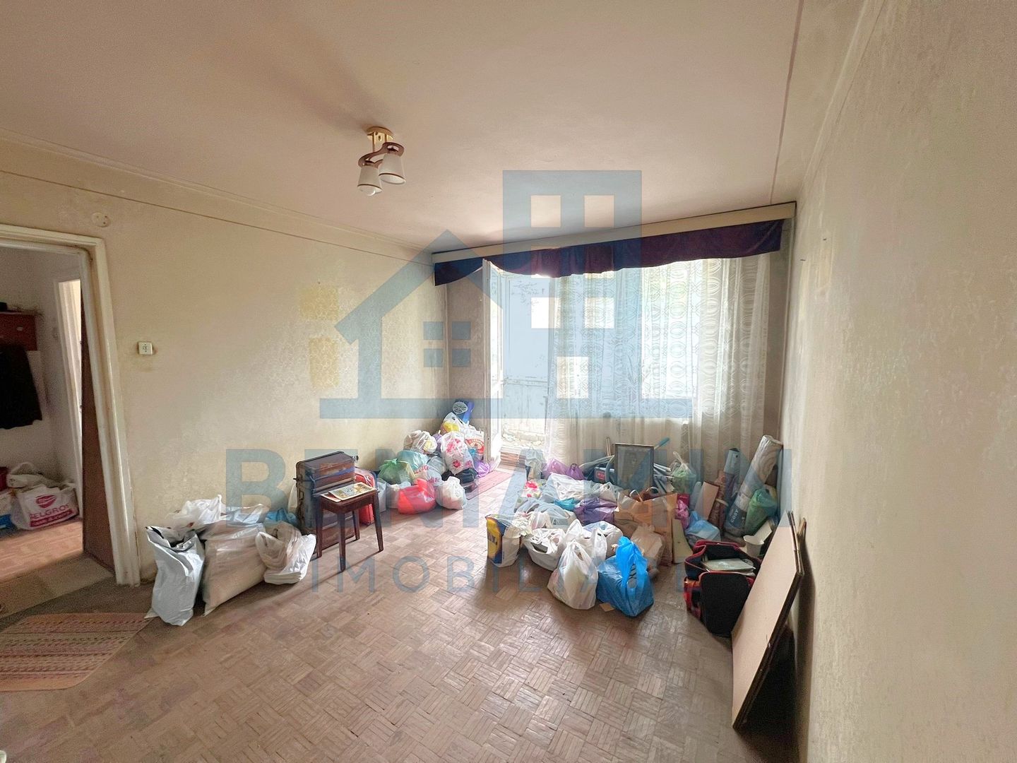 Apartament-2 Camere-48mp-CT- Etajul 2-Izolat-Bulevardul Saturn-Brasov - Poză 3