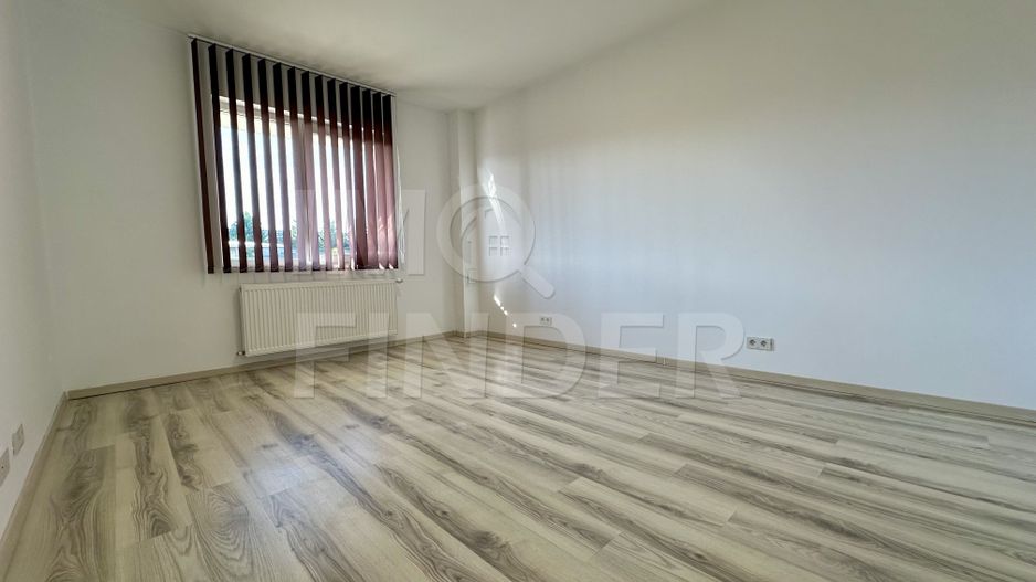 Vanzare apartament 4 camere, Europa, 116 mp ultrafinisat, imobil nou - Poză 7