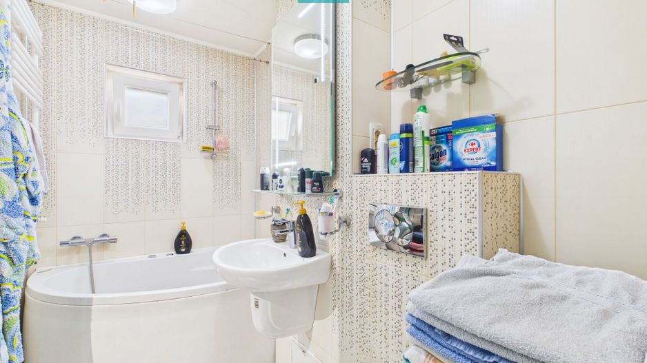 Apartament 3 camere, 2băi, complet mobilat Complex - Poză 13