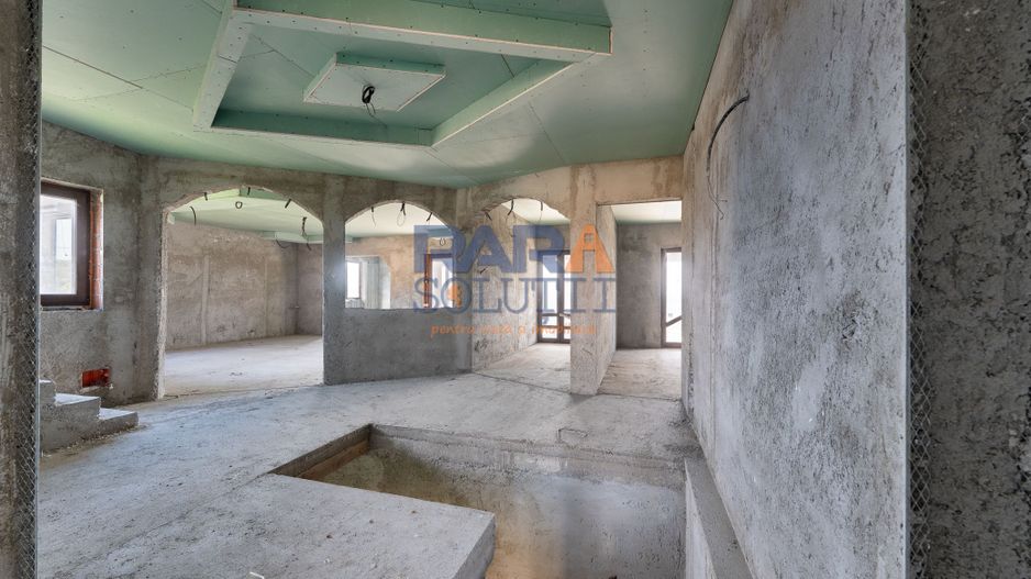 Casă P+1E, 402 mp, teren 3.600 mp, 17 km de Roman - PREȚ LA OFERTĂ! - Poză 7