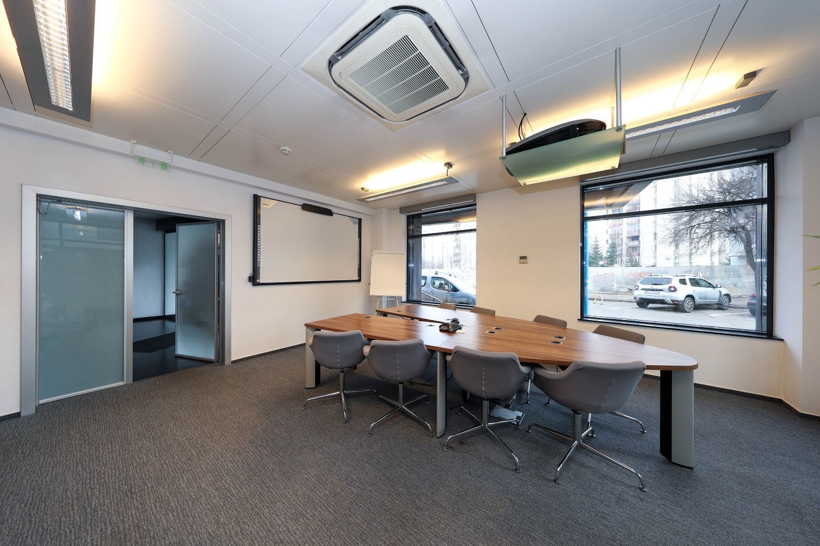 Clădire de birouri și centru de date – Oportunitate exclusivă in Brasov - Poză 24