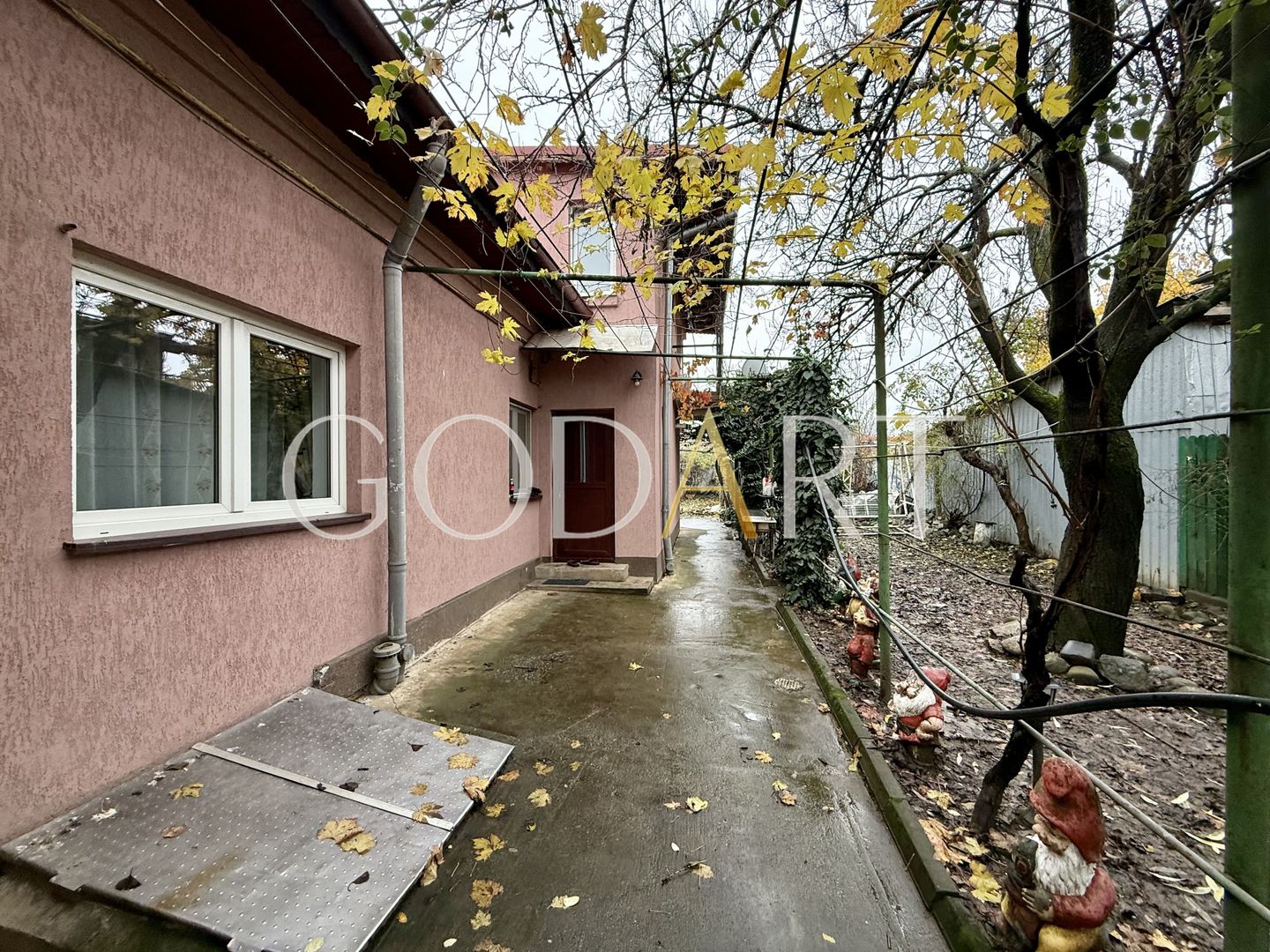 OPORTUNITATE | CASA | CURTE LIBERA 341 MP | 3 LOCURI DE PARCARE - Poză 23