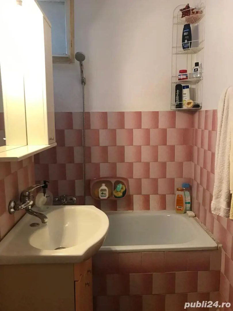 BRASADAS vinde ap 3 cam etaj 3/4 Carpati. - Poză 8