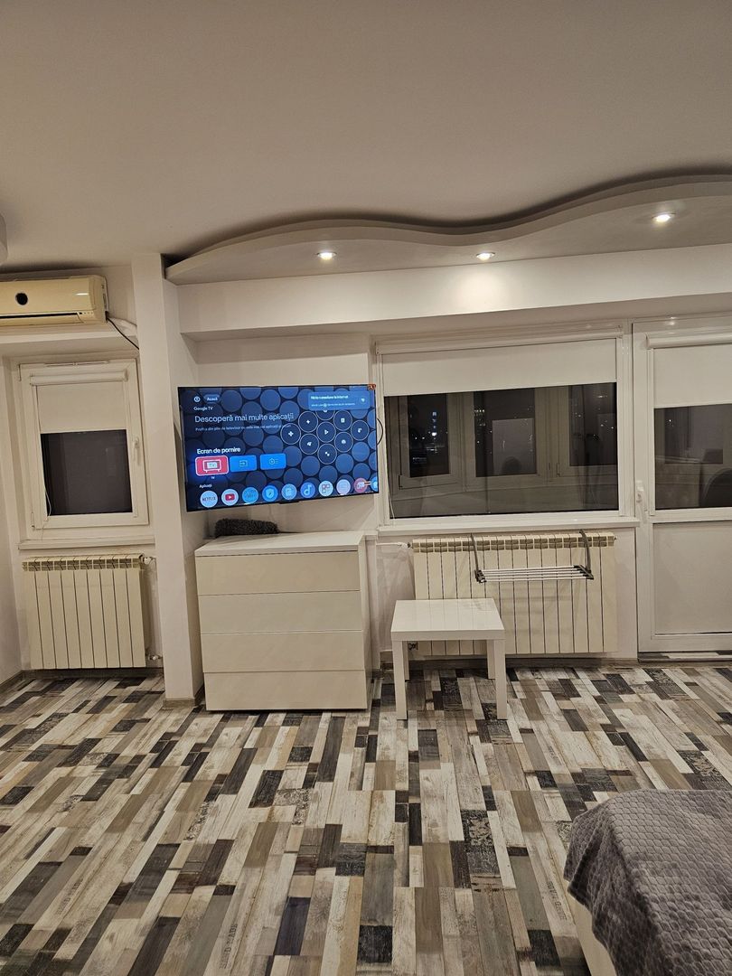 Închiriez garsonieră, Mall Vitan, modernă,  spațioasă + loc parcare - Poză 3