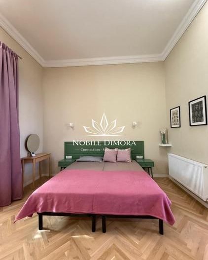 Apartament deosebit cu 3 camere - Central - potrivit pentru studenti - Poză 10