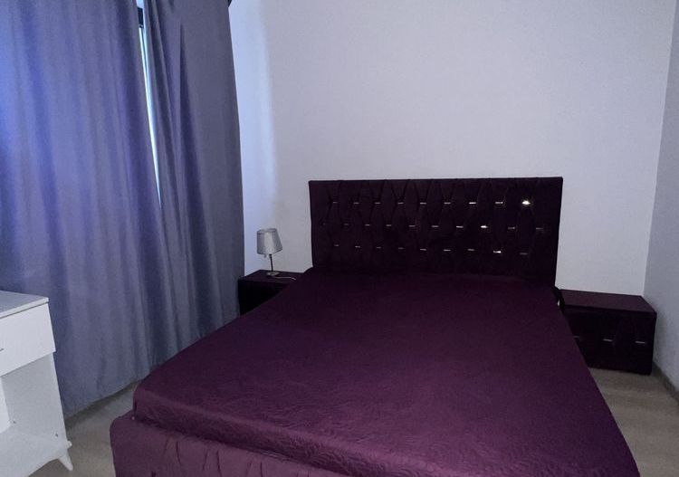Inchiriere Apartament cu 3 camere Ozana, centrala proprie, demisol - Poză 1