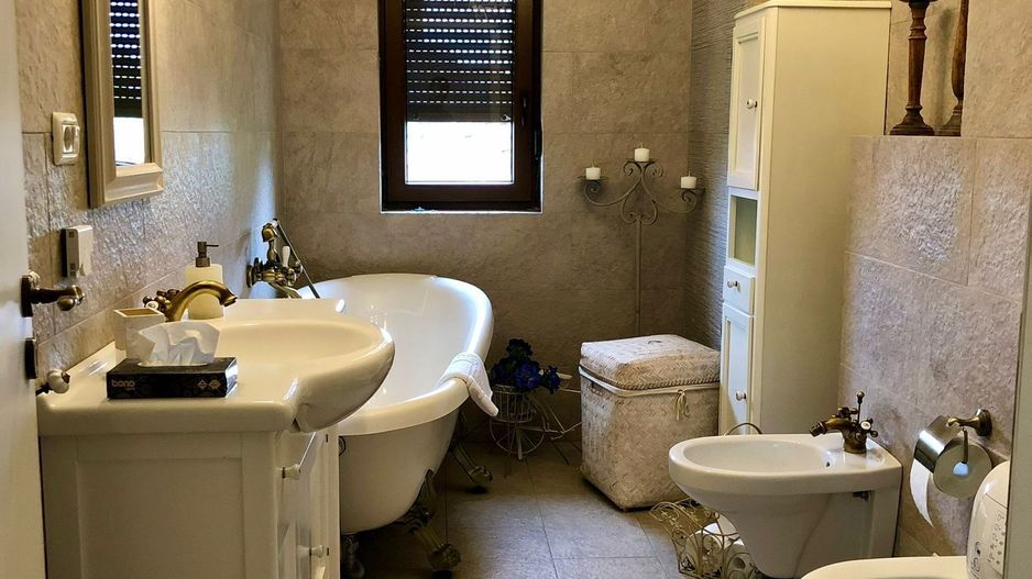 Aradului 2 Camere 53mp | Etajul 1/3 Bloc Nou cu Lift - Parcare Privata - Poză 3