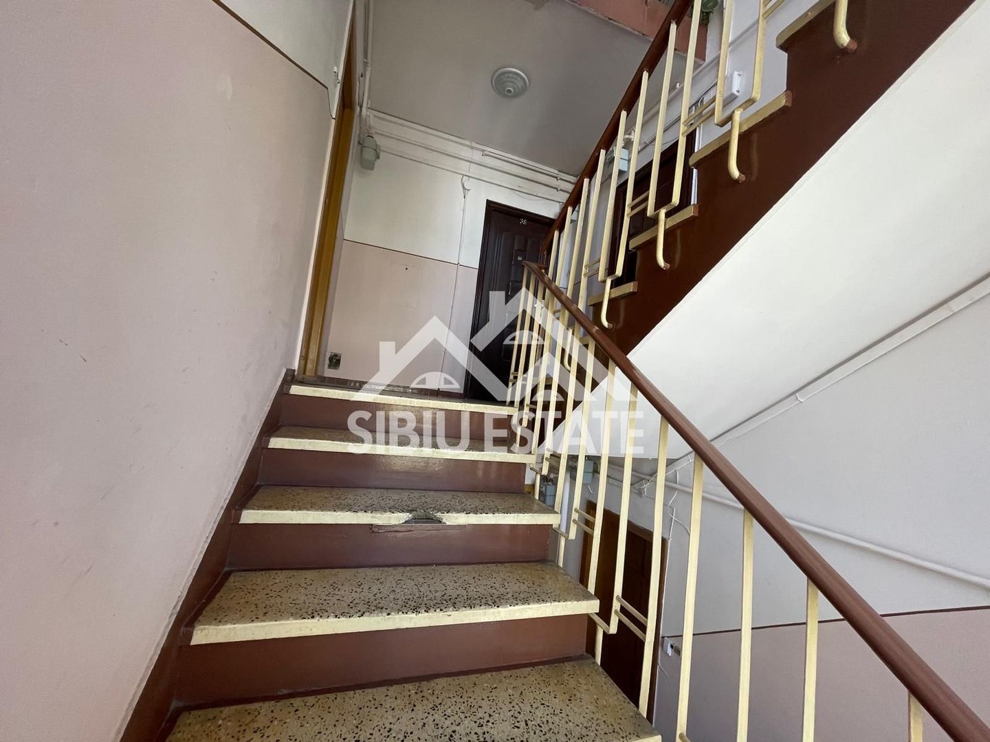 Apartament 2 camere decomandat – 54 mp – Etaj 3 – Terezian, Sibiu - Poză 9