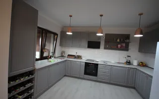 Modern si primitor - Poză 63