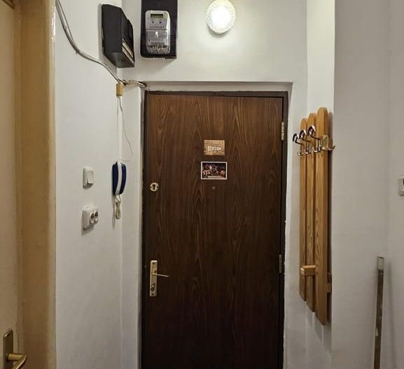 Apartament 2 camere, bloc solid consolidat, etaj 5, zona Universitate - Poză 8