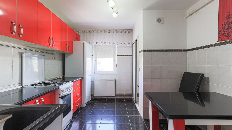 VANDUT! Apartament 2 camere - Micalaca - COMISION 0% - Poză 3
