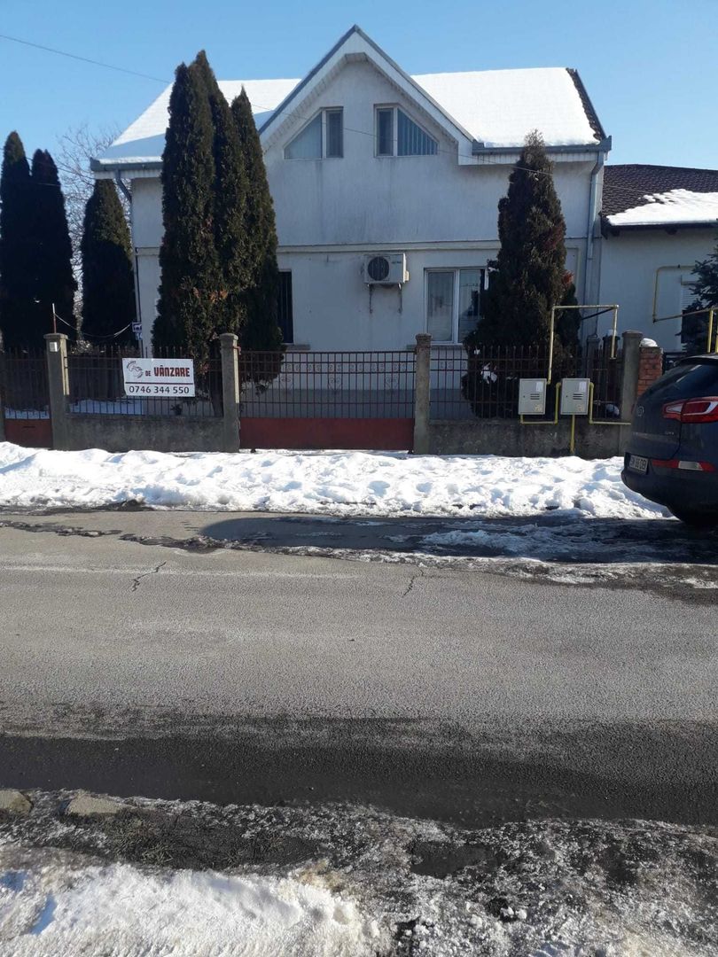 CASA DE VANZARE -137 MP utill, teren 536 MP, strada Oasului - Poză 2