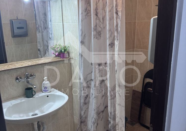Apartament cu 3 camere de vanzare, ULTRACENTRAL - Poză 5