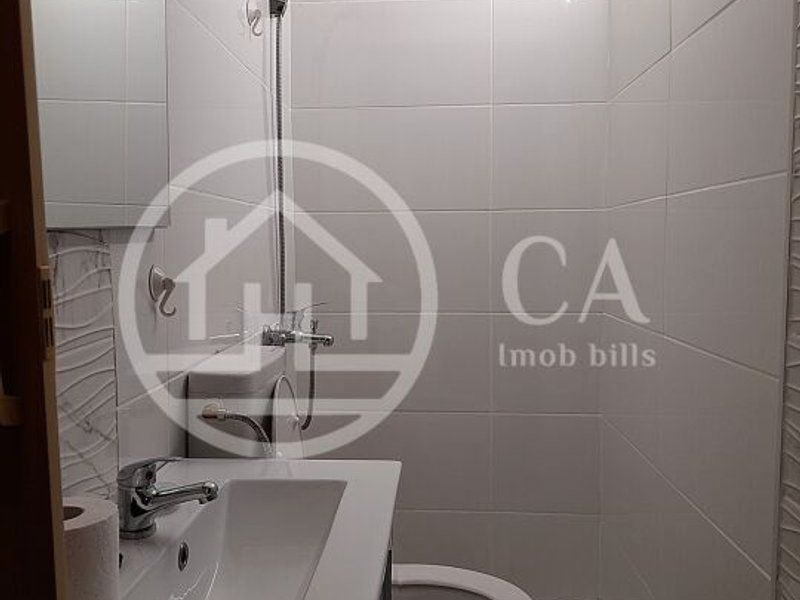 Apartament cu o camera de vanzare Ultracentral Oradea - Poză 8