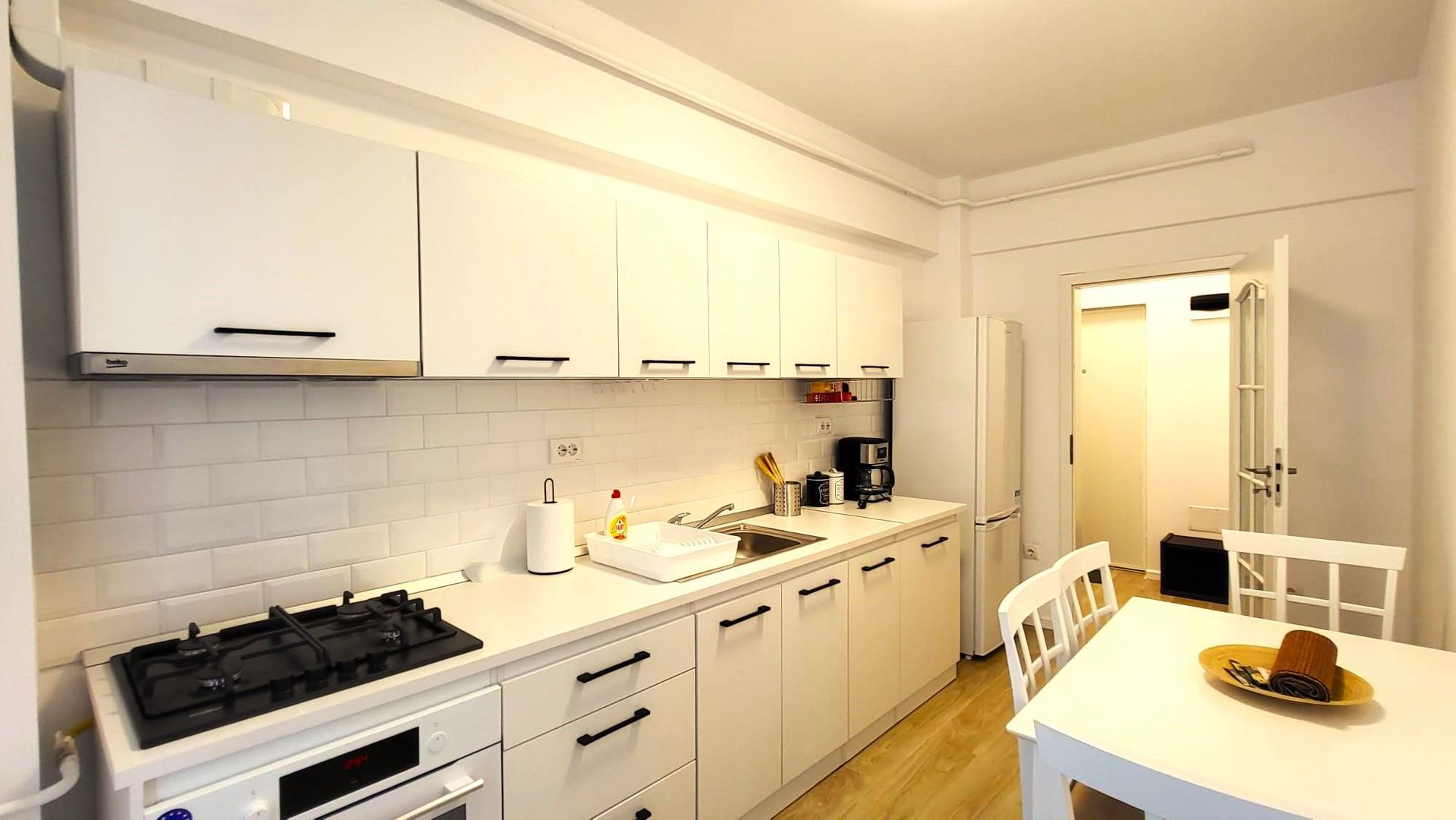 Exclusivitate - Apartament în bloc nou, cu loc parcare - Poză 1