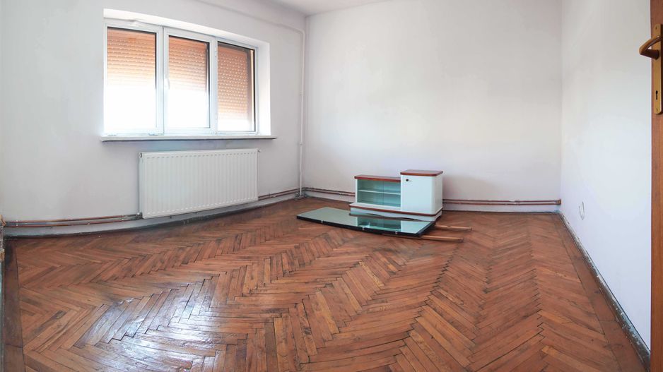 Apartament 3 decomandate - Calea Bucuresti - Poză 3