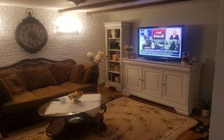 Casa cocheta zona Lupeni - Poză 6