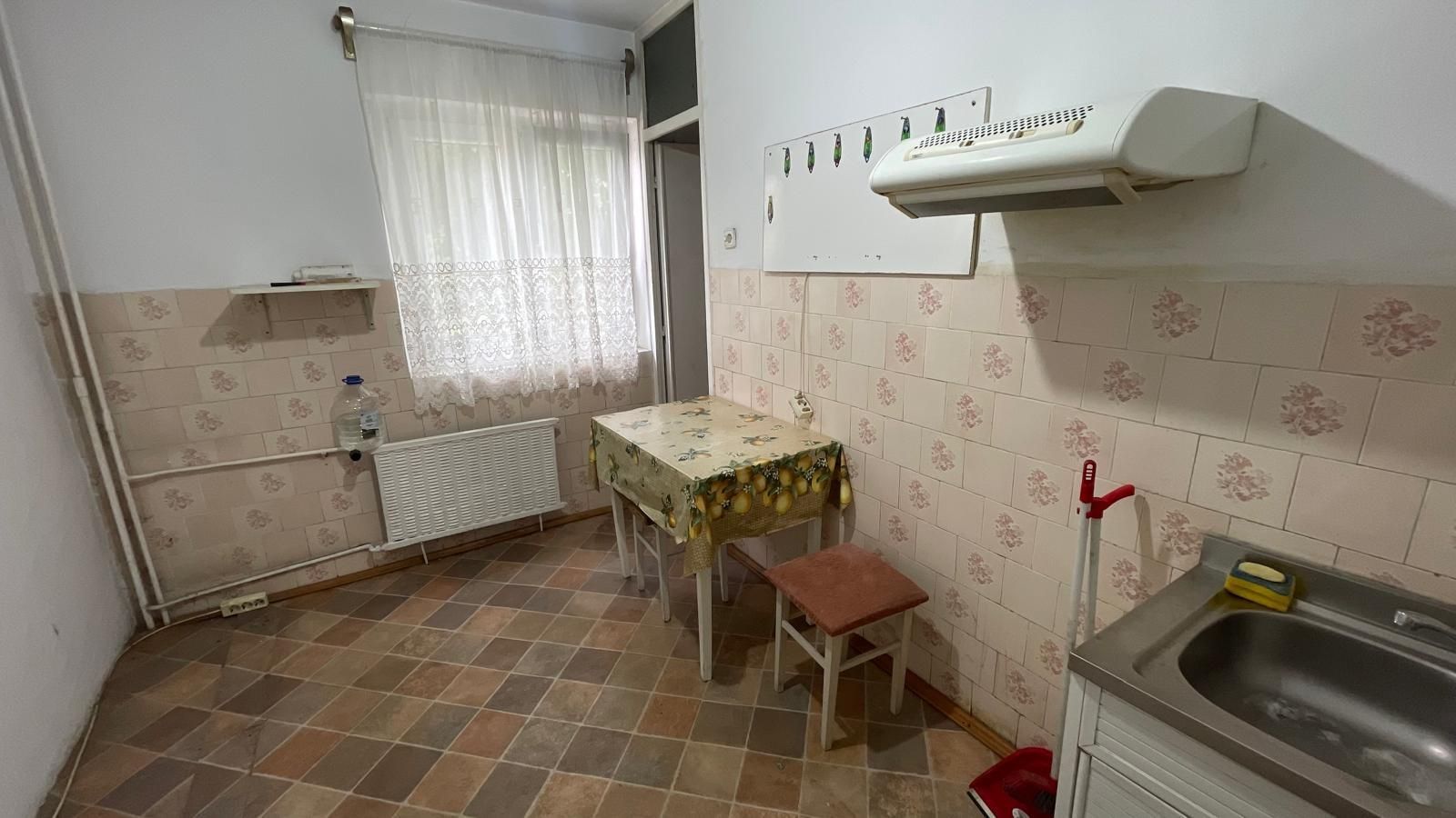 APARTAMENT 3 CAMERE ETAJ 2 NUFARUL - Poză 5