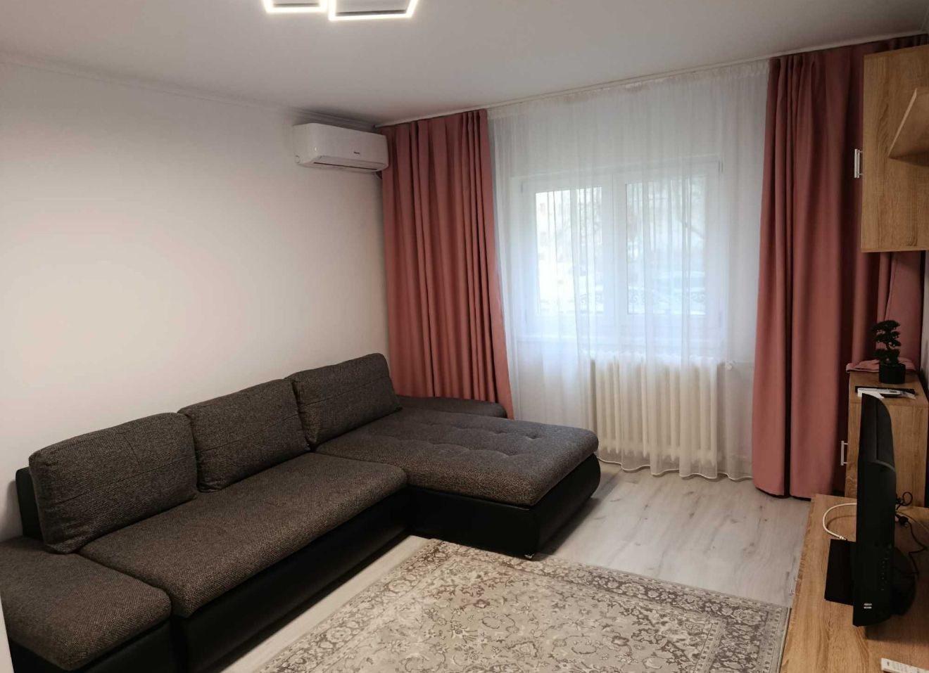AP.2 CAMERE MAIOR BACILA, RENOVAT - FOARTE FRUMOS SI CURAT, BOILER. - Poză 3