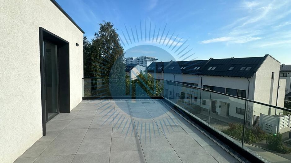 Vila cu 5 camere cu piscina proprie - scoala Americana - Poză 32