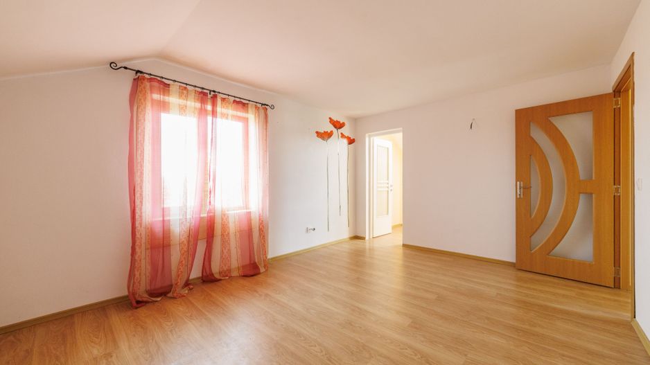 Casa P+M cu 6 camere si teren de 705 mp | Pitesti – Strada Zborului - Poză 34
