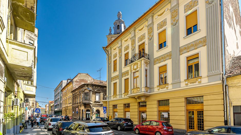 Spațiu comercial cu 5 căi de acces, clădire complet restaurată. - Poză 4