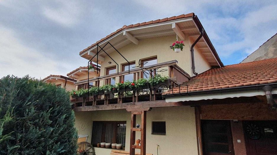 Casă de Vânzare | 180 MPU | Teren 336 MP | Piața Cluj - Poză 1