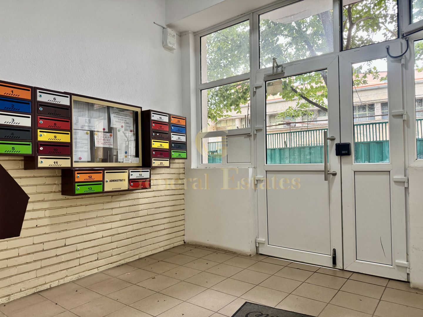 Spre Vânzare apartament cu 3 camere, în Centru, Păcurari - Poză 18