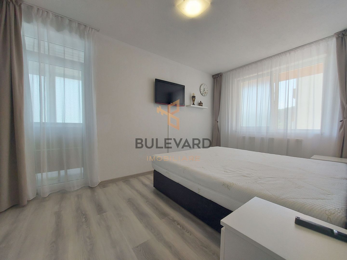 Apartament cu 2 camere+terasa de 13 mp+garaj! - Poză 4