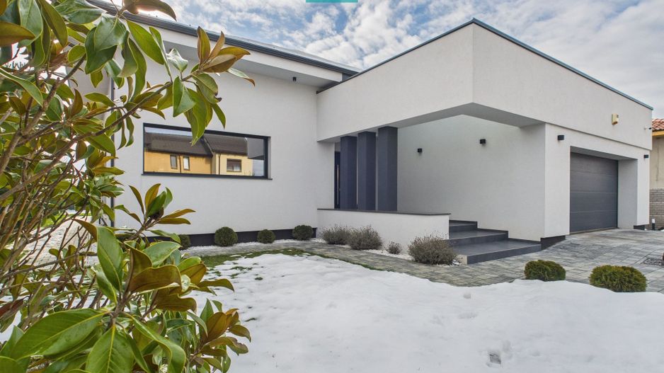 Casă individuală pe parter – Moșnița - Poză 86