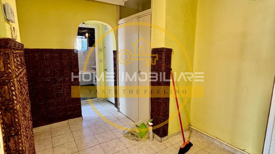 Nicolina-Cug  Apartament 2 Camere Decomandat Bloc 1985 - Poză 4